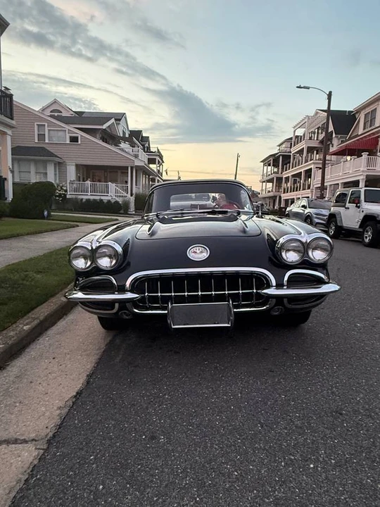 1960 Chevrolet Corvette C1 - Image 3 of 13