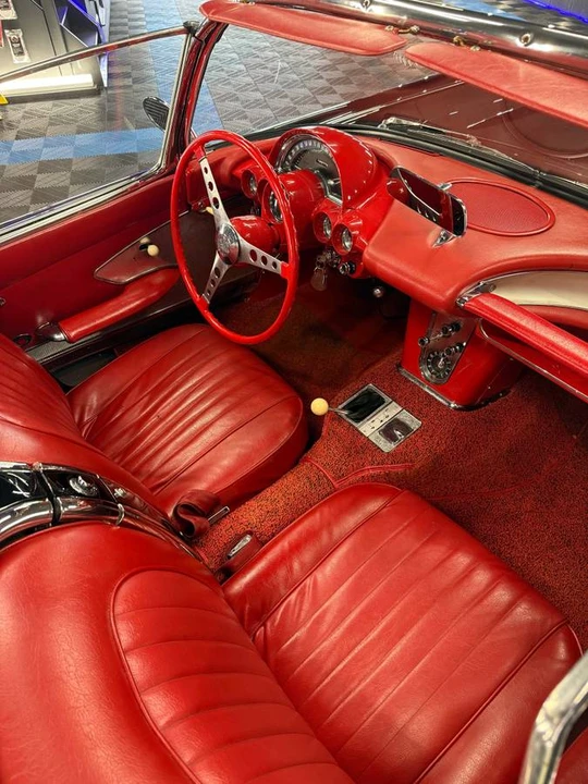 1960 Chevrolet Corvette C1 - Image 10 of 13