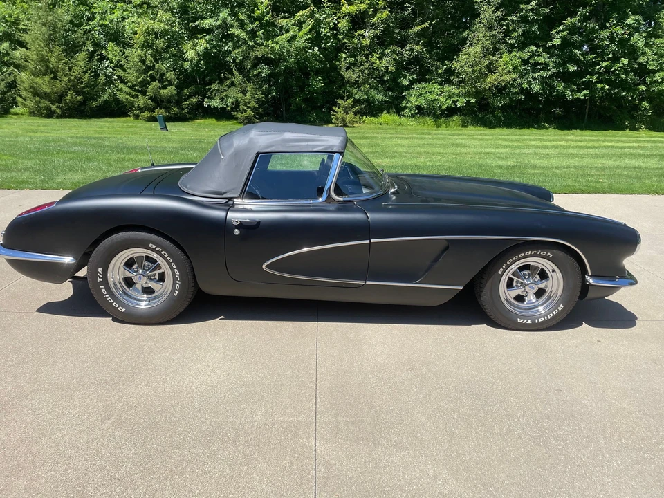 1960 Chevrolet Corvette C1 - Image 1 of 1