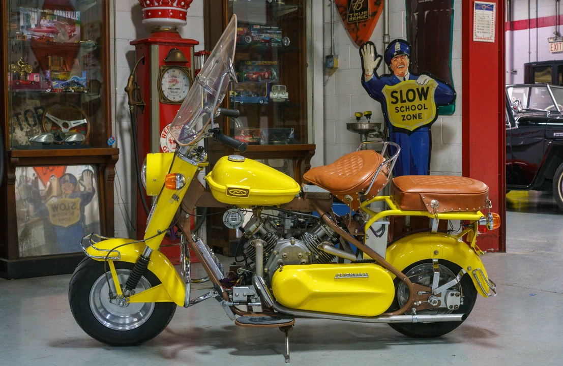 1960 Cushman Eagle - Image 8 of 31