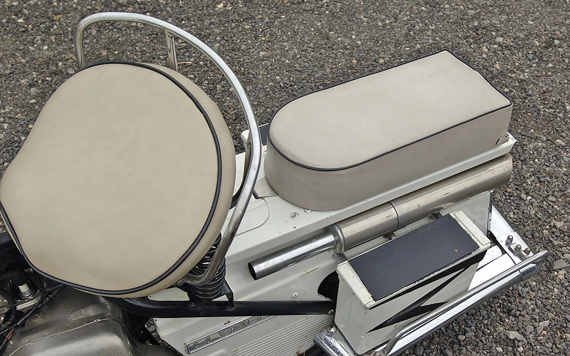1960 Cushman Eagle - Image 25 of 31