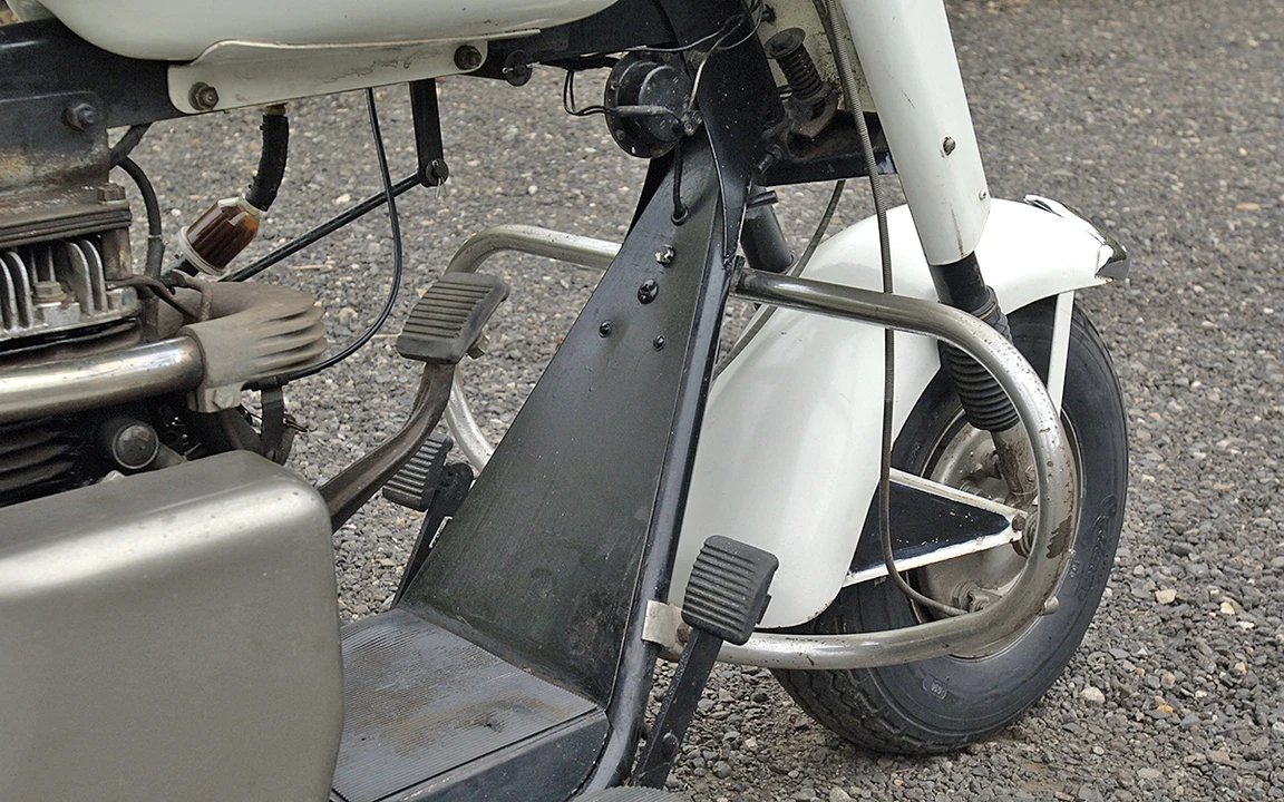 1960 Cushman Eagle - Image 8 of 31
