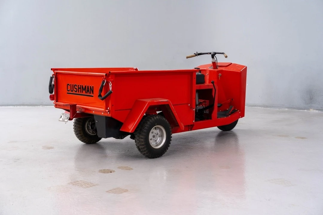 1960 Cushman - Image 7 of 12