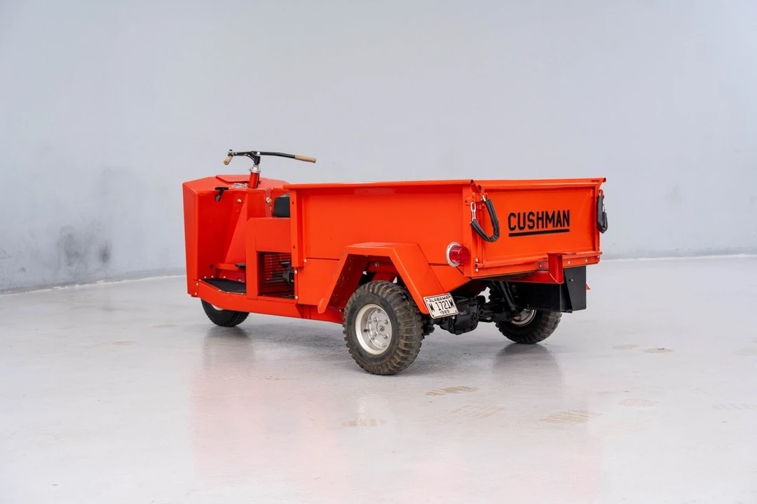 1960 Cushman - Image 4 of 12