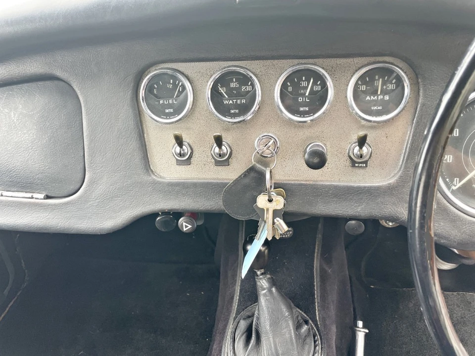 1960 Daimler SP250 - Image 9 of 27