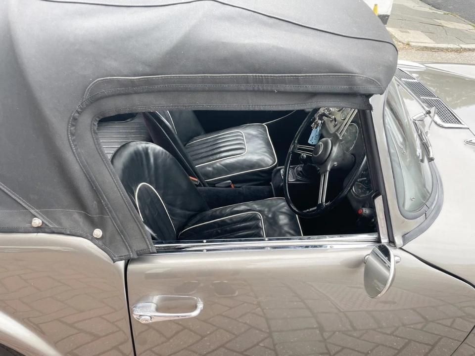 1960 Daimler SP250 - Image 13 of 27