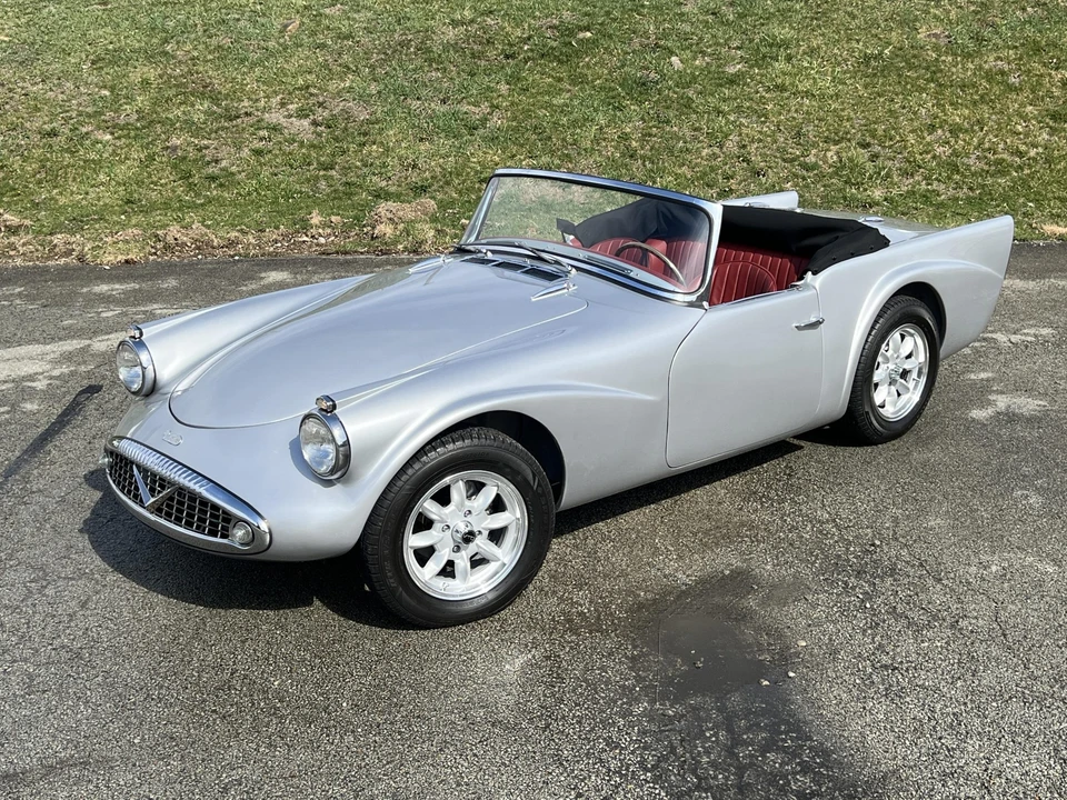 1960 Daimler SP250 - Image 4 of 31