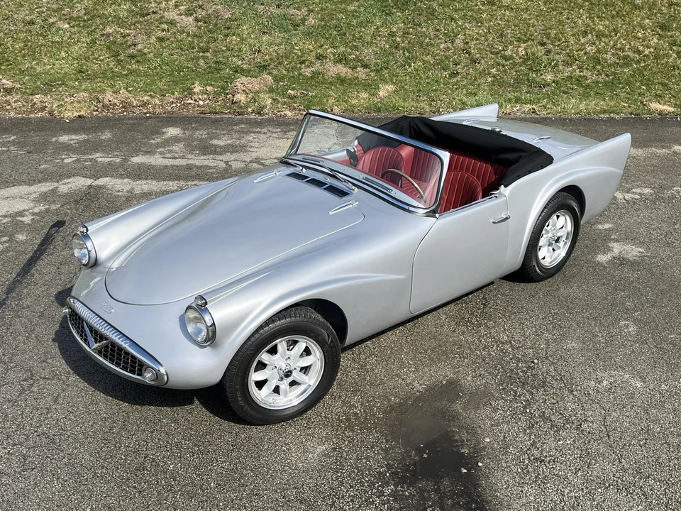 1960 Daimler SP250 - Image 2 of 31