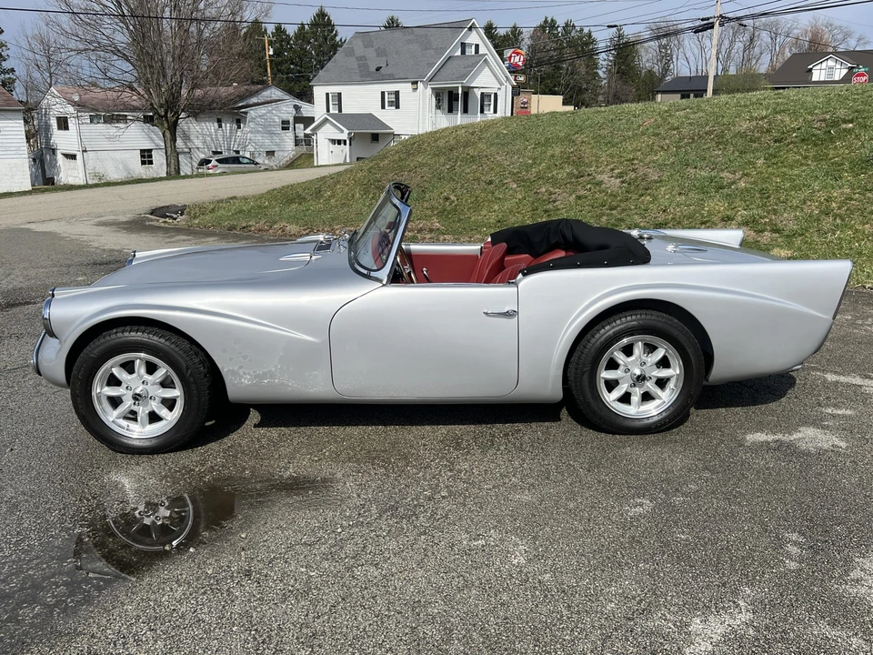 1960 Daimler SP250 - Image 7 of 31
