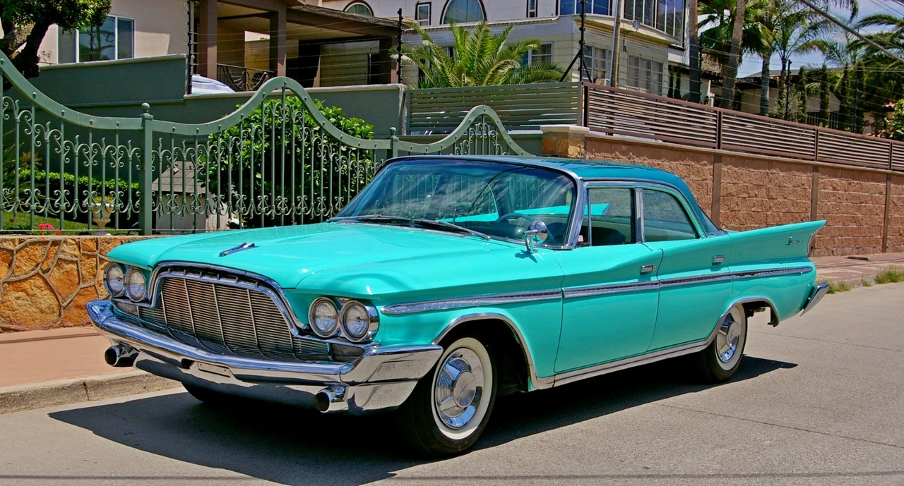 1960 DeSoto Fireflite - Image 2 of 31