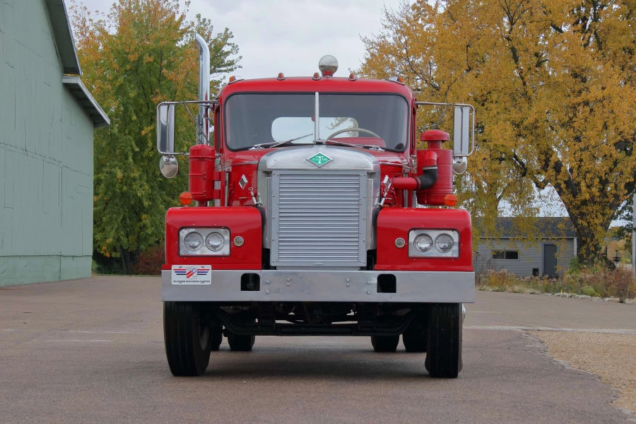 1960 Diamond T - Image 4 of 30