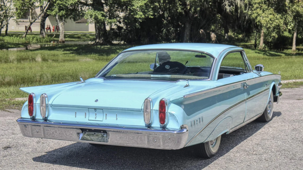 1960 Edsel Ranger - Image 3 of 31