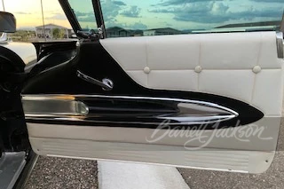 1960 Ford Thunderbird 2nd Gen - Image 11 of 31