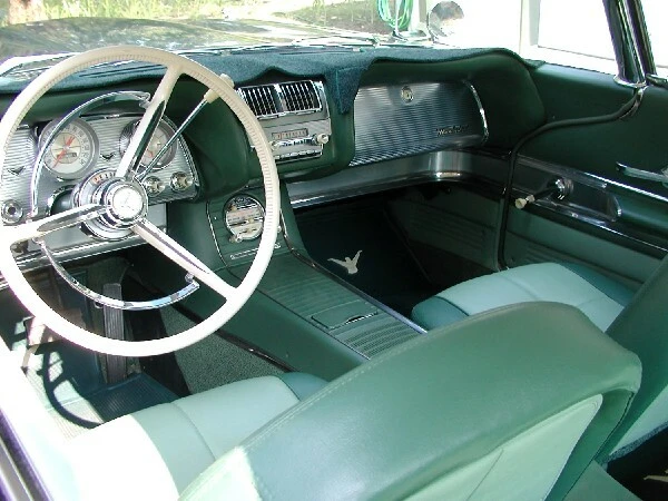 1960 Ford Thunderbird 2nd Gen - Image 5 of 8