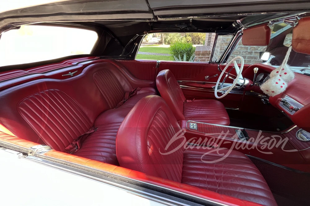 1960 Ford Thunderbird 2nd Gen - Image 10 of 21