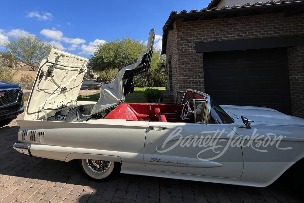 1960 Ford Thunderbird 2nd Gen - Image 13 of 21