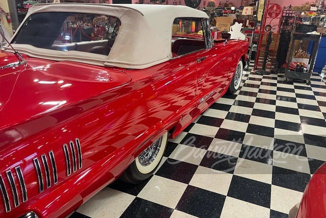 1960 Ford Thunderbird 2nd Gen - Image 12 of 30