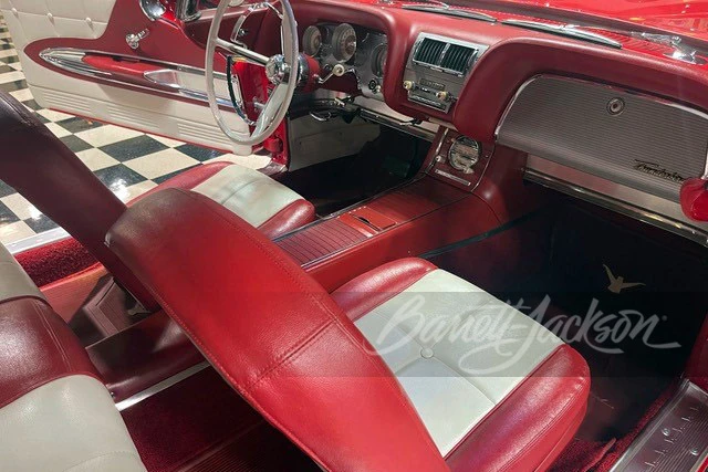 1960 Ford Thunderbird 2nd Gen - Image 23 of 30