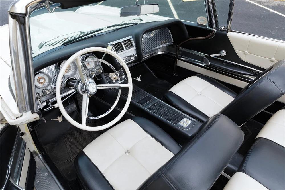 1960 Ford Thunderbird 2nd Gen - Image 4 of 6