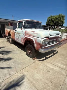 1960 Ford F-100 4x4 4 Speed V8 292 Y Block