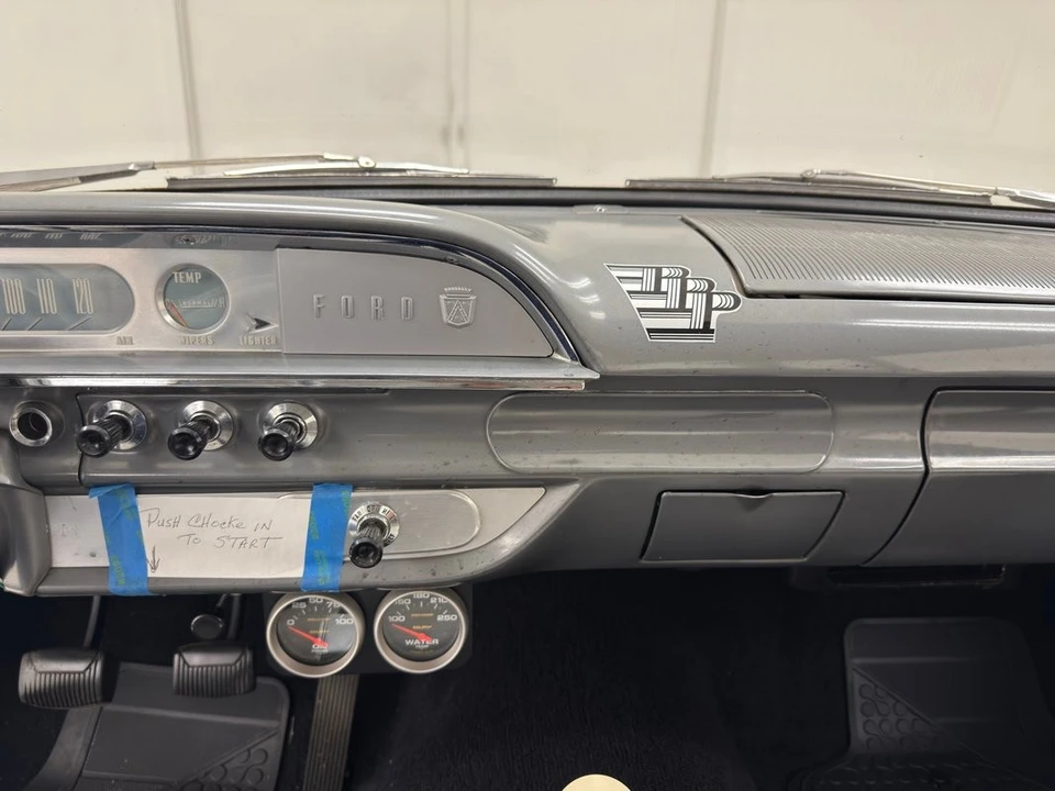 1960 Ford Fairlane 3rd Gen - Image 22 of 31