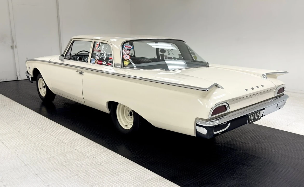 1960 Ford Fairlane 3rd Gen - Image 3 of 31