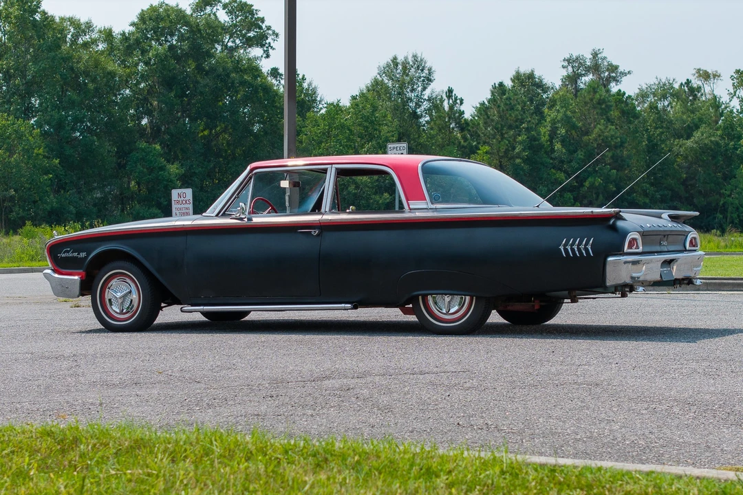 1960 Ford Fairlane 3rd Gen - Image 13 of 31