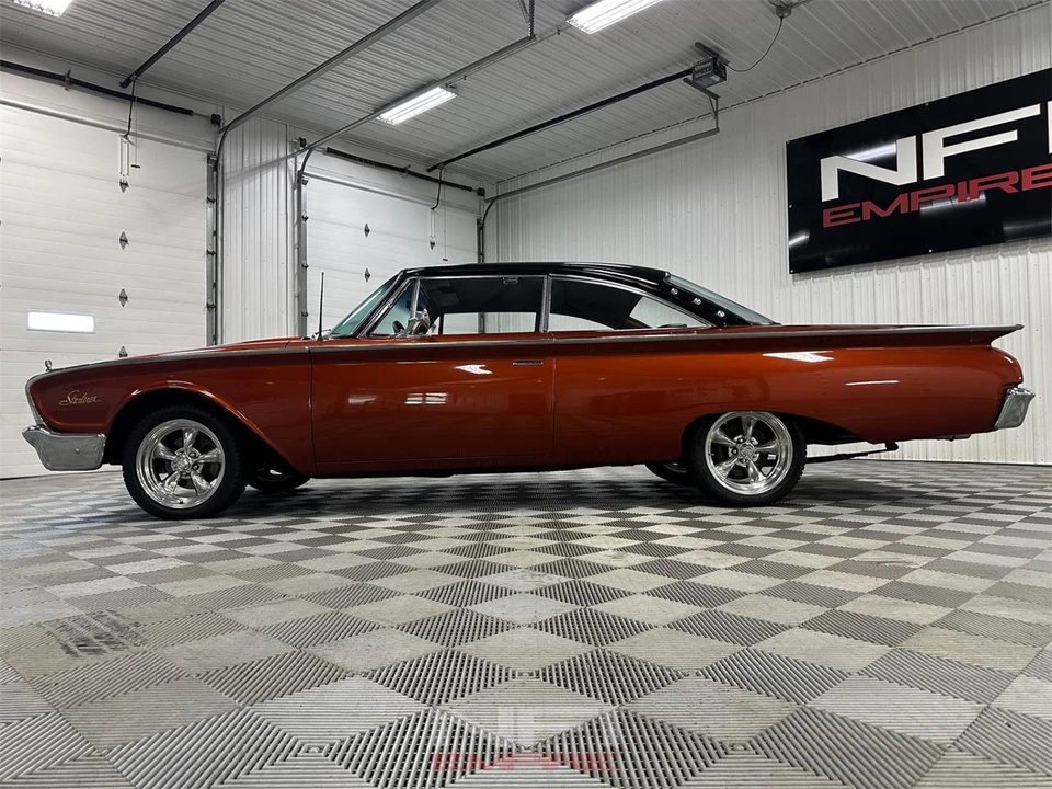 1960 Ford Galaxie 1st Gen - Image 11 of 31