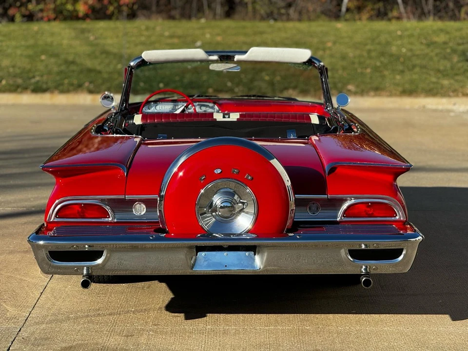 1960 Ford Galaxie 1st Gen - Image 13 of 31