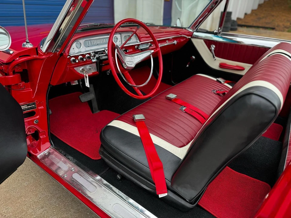 1960 Ford Galaxie 1st Gen - Image 23 of 31