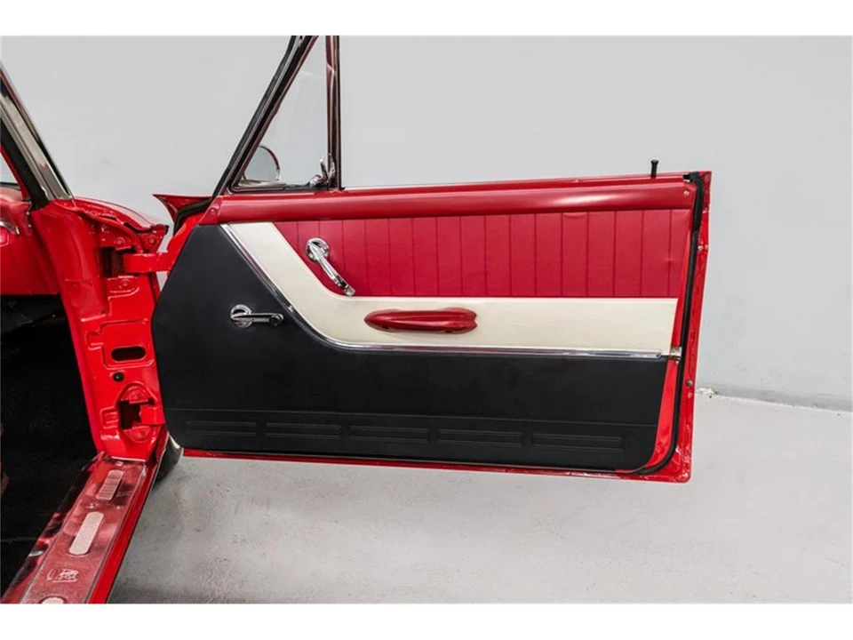 1960 Ford Galaxie 1st Gen - Image 10 of 31
