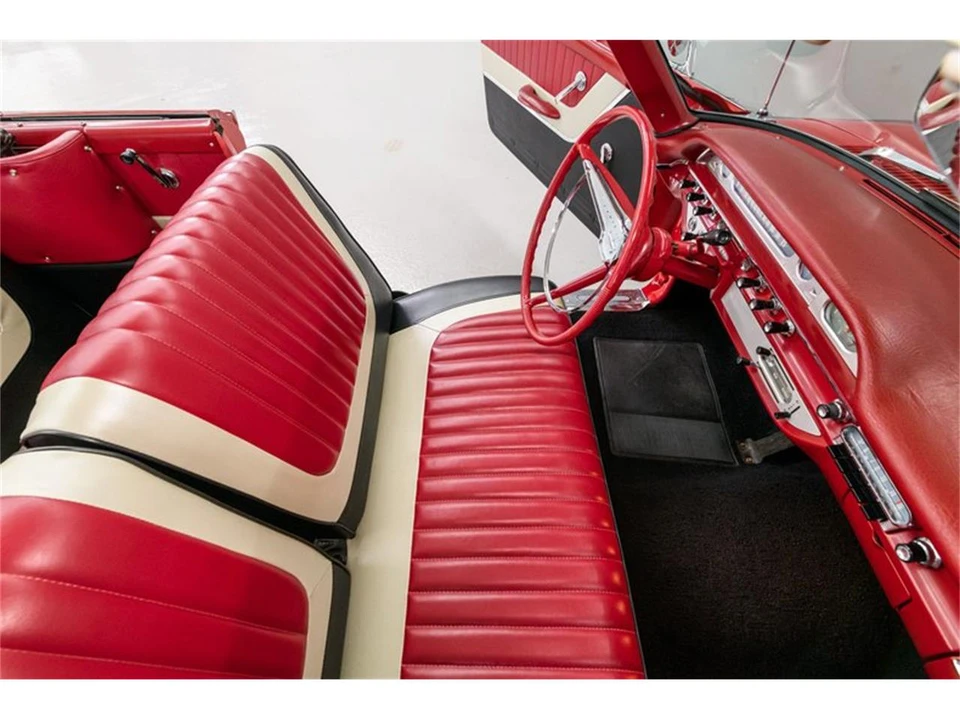 1960 Ford Galaxie 1st Gen - Image 23 of 31