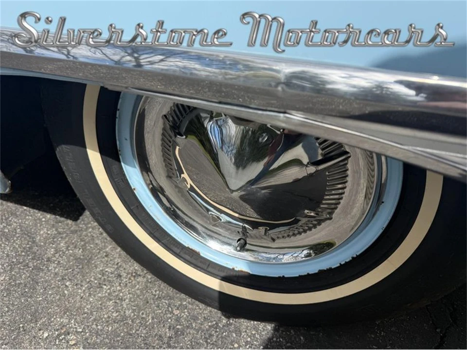 1960 Ford Galaxie 1st Gen - Image 27 of 31