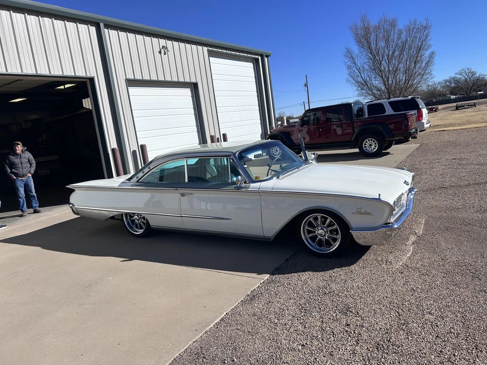1960 Ford Galaxie 1st Gen - Image 11 of 31