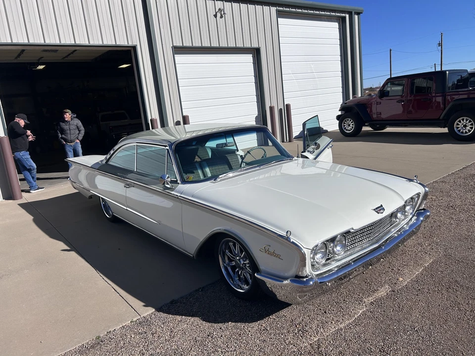 1960 Ford Galaxie 1st Gen - Image 13 of 31
