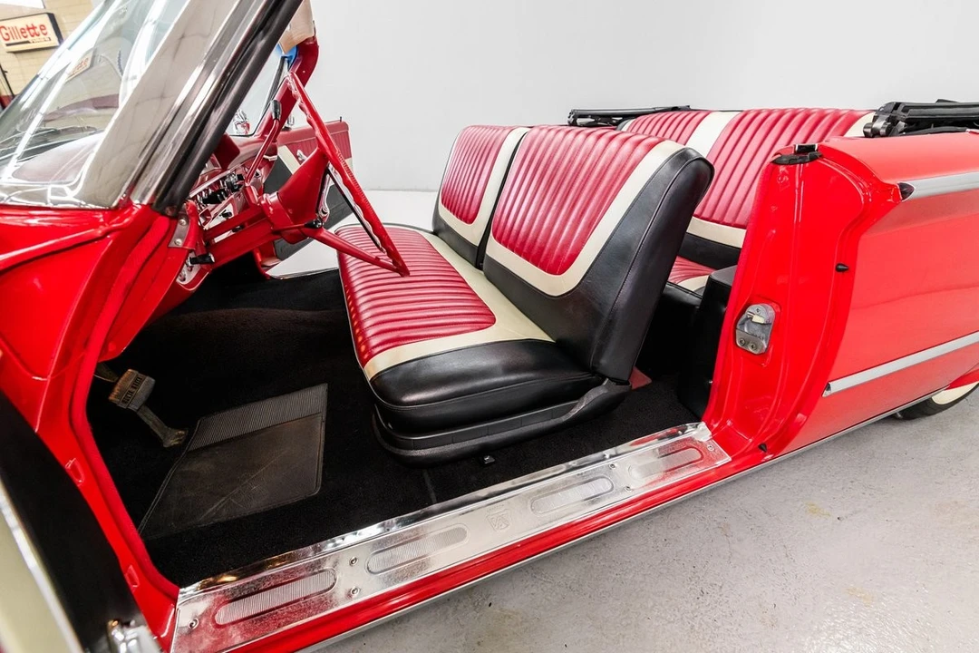 1960 Ford Galaxie 1st Gen - Image 12 of 31