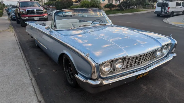 1960 Ford Galaxie Sunliner