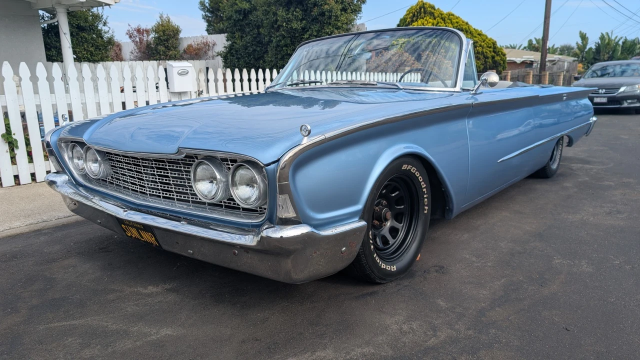 1960 Ford Galaxie 1st Gen - Image 18 of 19