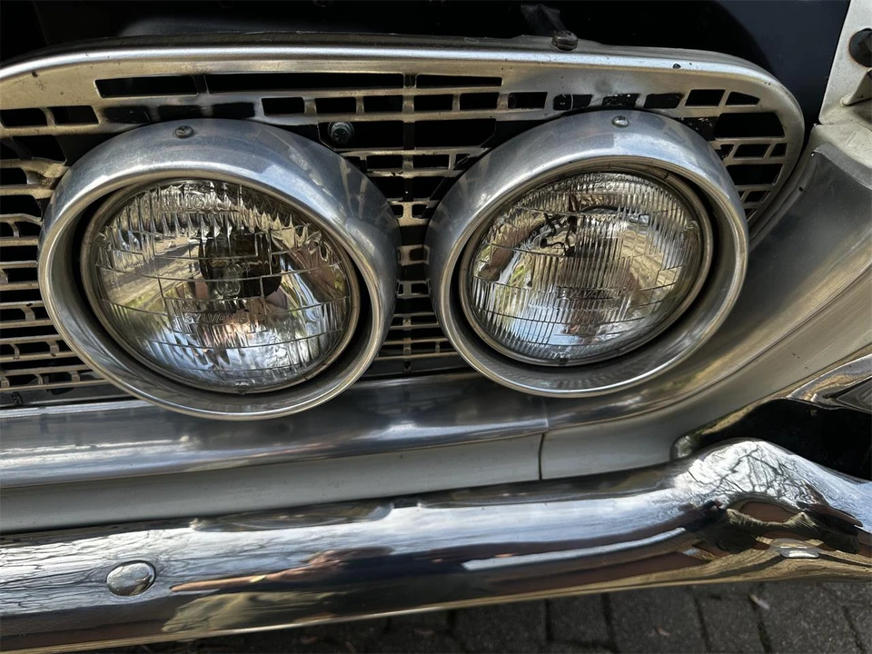 1960 Ford Galaxie 1st Gen - Image 10 of 31