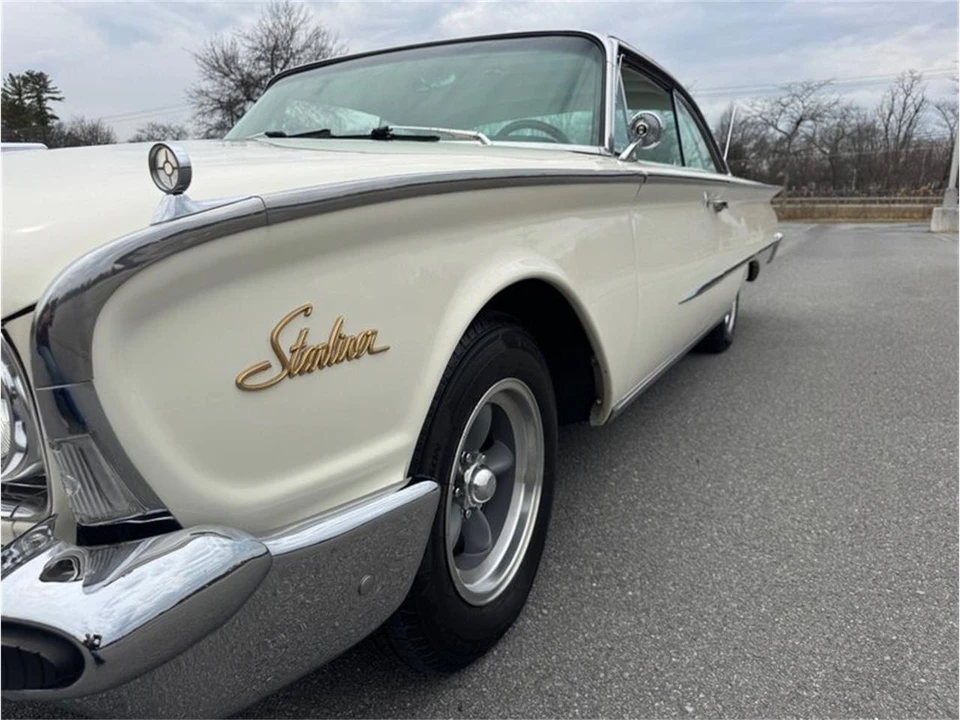 1960 Ford - Image 8 of 26