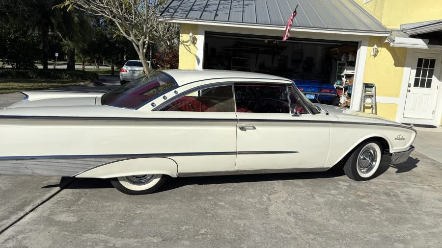 1960 Ford Galaxie 1st Gen - Image 9 of 25