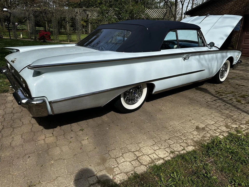 1960 Ford Galaxie 1st Gen - Image 6 of 31