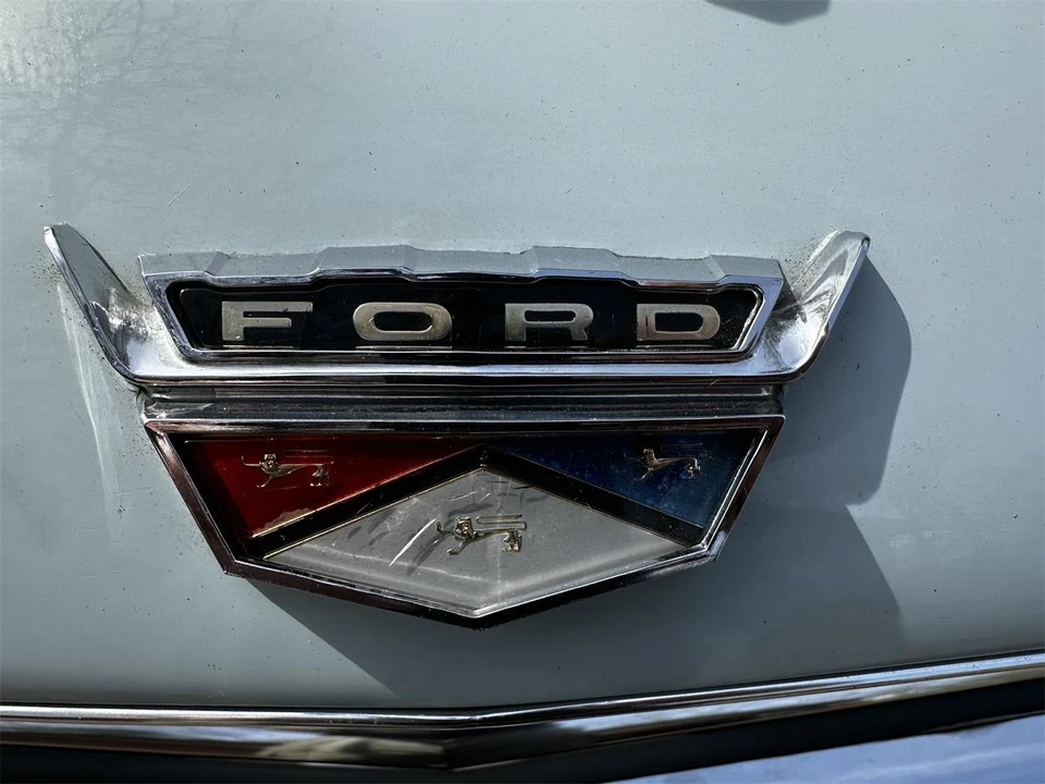 1960 Ford Galaxie 1st Gen - Image 15 of 31