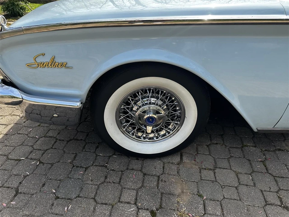 1960 Ford Galaxie 1st Gen - Image 22 of 31