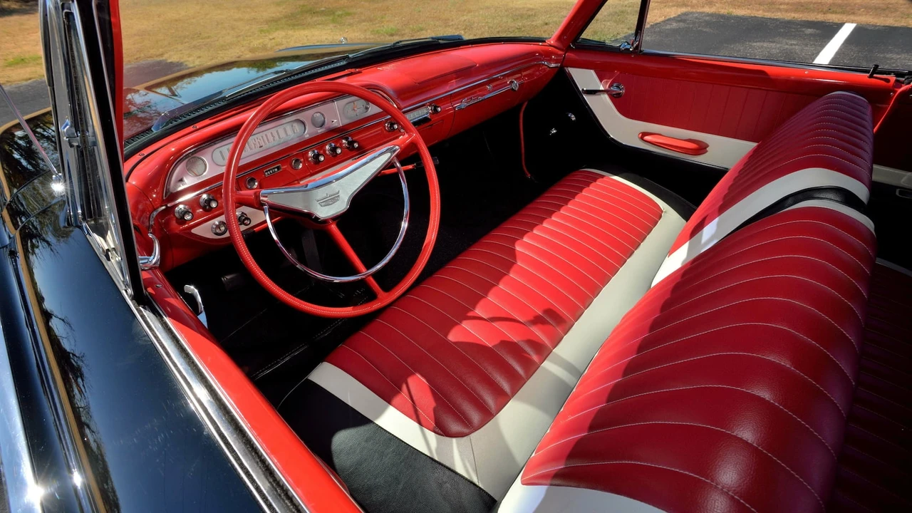 1960 Ford Galaxie 1st Gen - Image 4 of 31