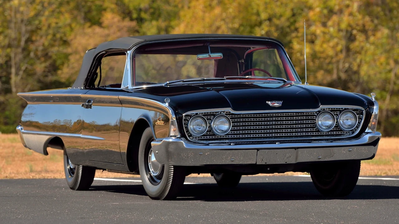 1960 Ford Galaxie 1st Gen - Image 12 of 31