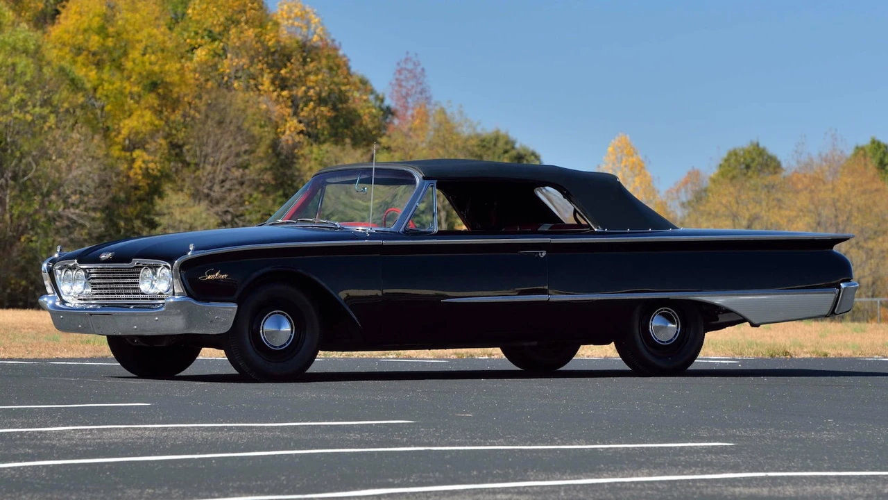1960 Ford Galaxie 1st Gen - Image 21 of 31