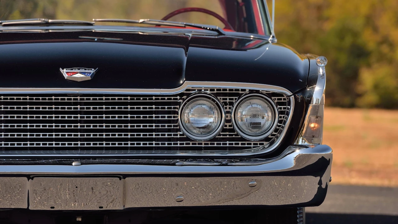 1960 Ford Galaxie 1st Gen - Image 23 of 31