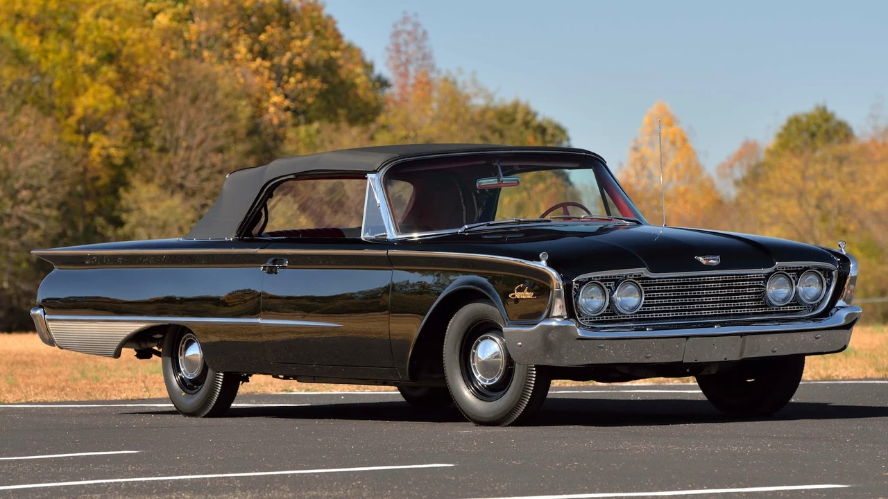 1960 Ford Galaxie 1st Gen - Image 30 of 31
