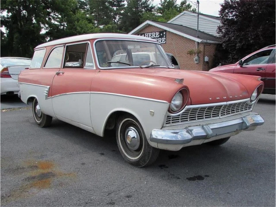 1960 Ford Taurus - Image 5 of 12